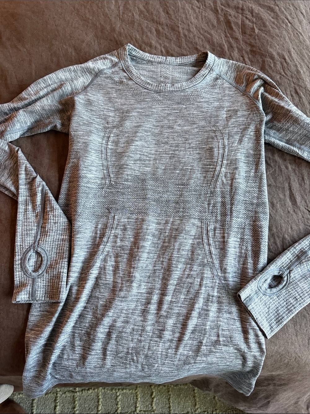 lululemon athletica Heather Gray Long Sleeve Crew Top